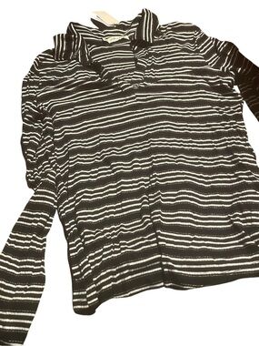 All in Love size small womwns Black & White Striped Collared Shirt new with tags
